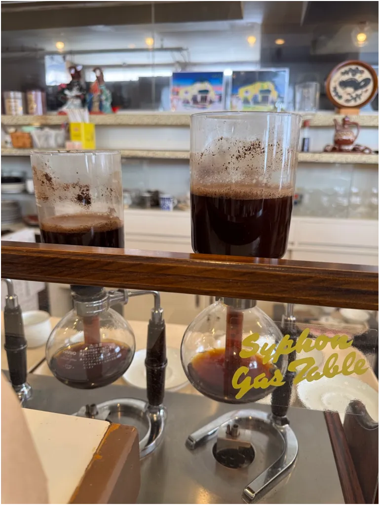 ぶどうの木のサイフォンコーヒー